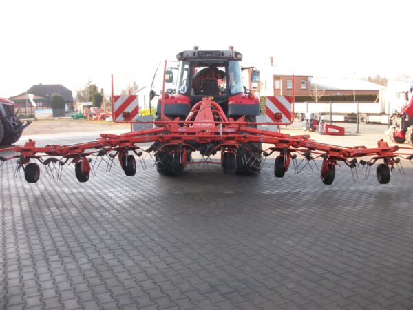 Kuhn GF 7902 Anbaukreiselheuer – Bild 3