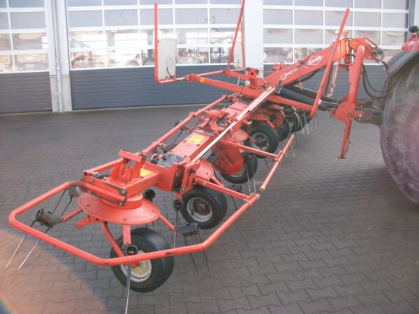 Kuhn GF 7902 Anbaukreiselheuer – Bild 6