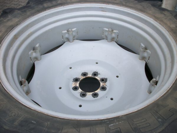 Michelin 13.6 R28 und 16.9 R38 Pflegeräder – Bild 5