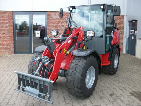 Weidemann 2060 - Image 3