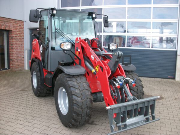 Weidemann 2060 - Image 4