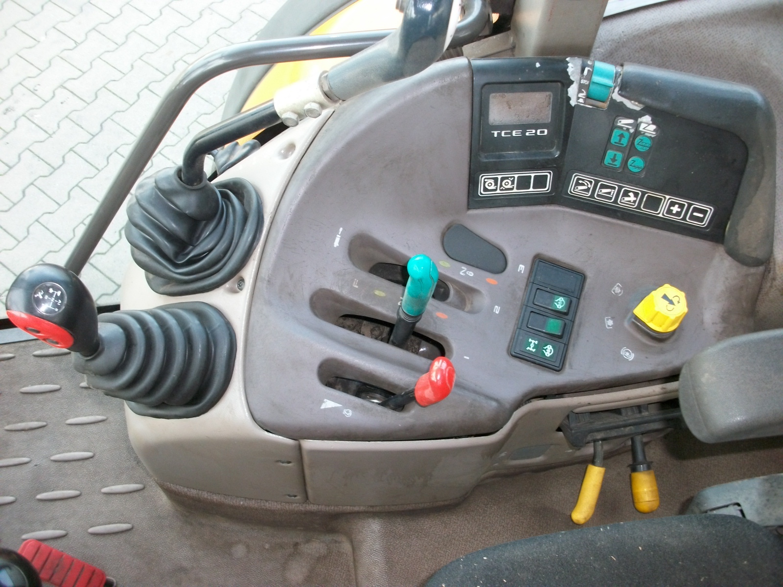 Renault Ares 550 RZ - Stoll Frontlader – Bild 15